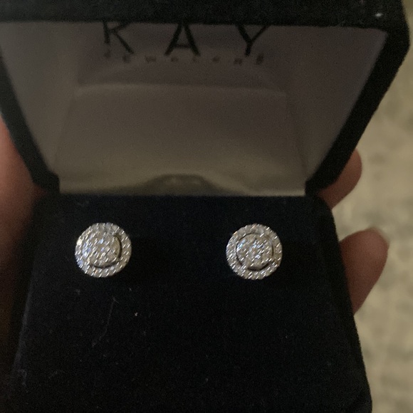 COPY - Diamond 10wg earrings